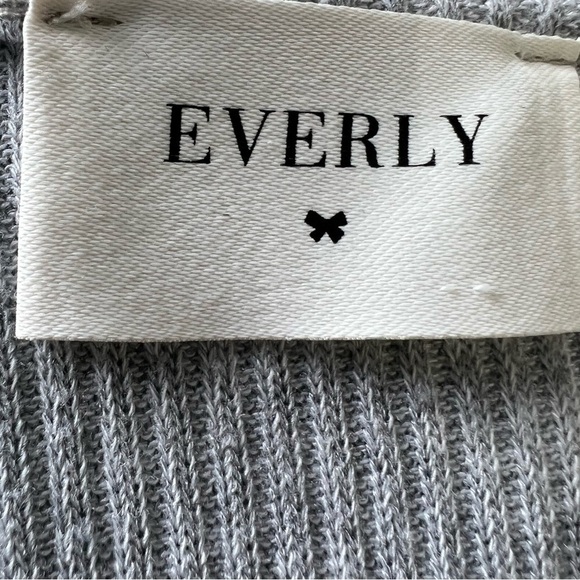 EVERLY RUFFLE SLEEVE OPEN RIBBED WATERFALL CARDIGAGN - Picture 8 of 9
